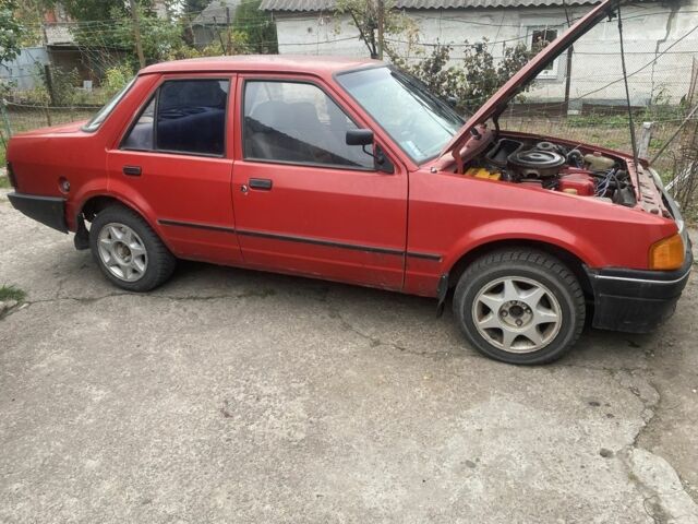 Форд Орион 1987 в Каменское - Днепродзержинск на Automoto.ua Красный Форд Орион, объемом двигателя 1.4 л и пробегом 3 тыс. км за 835 $, фото 7 на Automoto.ua