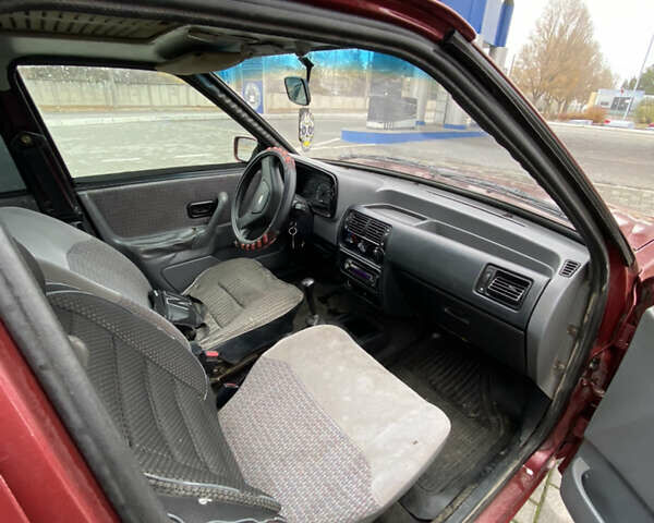 Червоний Форд Оріон, об'ємом двигуна 1.29 л та пробігом 256 тис. км за 700 $, фото 5 на Automoto.ua