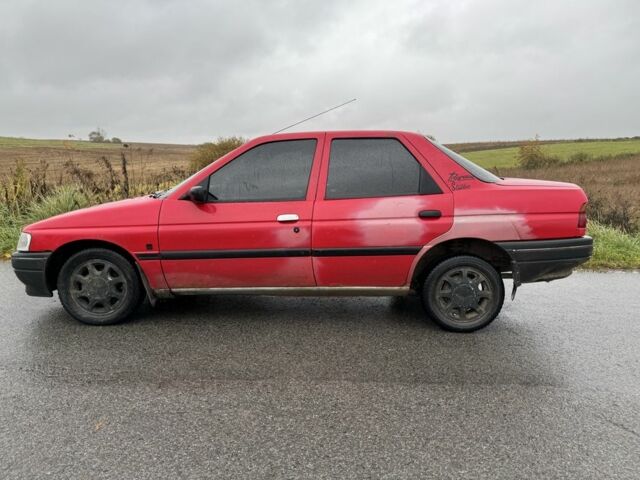 Форд Орион 1991 в Львове на Automoto.ua Красный Форд Орион, объемом двигателя 1.8 л и пробегом 500 тыс. км за 600 $, фото 4 на Automoto.ua