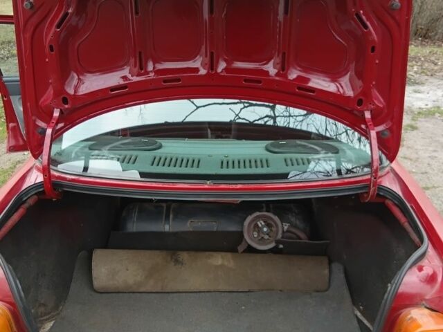 Красный Форд Орион, объемом двигателя 1.6 л и пробегом 800 тыс. км за 2000 $, фото 6 на Automoto.ua