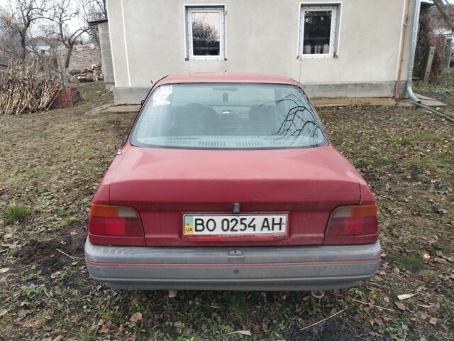 Красный Форд Орион, объемом двигателя 1.6 л и пробегом 300 тыс. км за 350 $, фото 2 на Automoto.ua