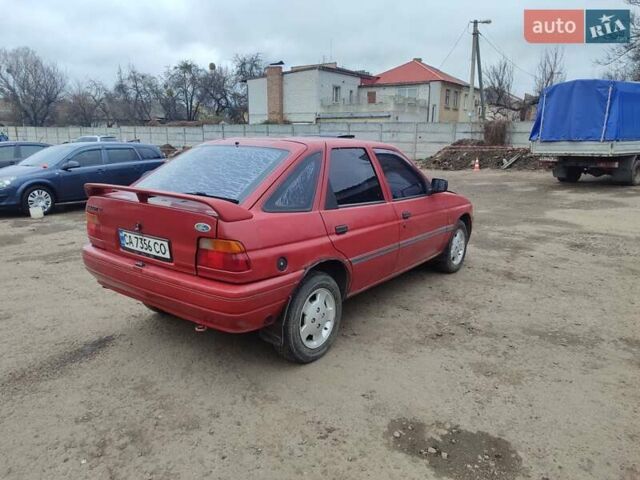Червоний Форд Оріон, об'ємом двигуна 1.6 л та пробігом 333 тис. км за 614 $, фото 5 на Automoto.ua