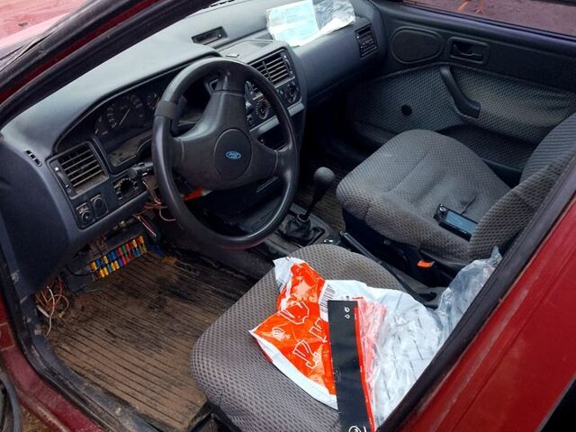 Форд Оріон, об'ємом двигуна 1.8 л та пробігом 160 тис. км за 450 $, фото 3 на Automoto.ua