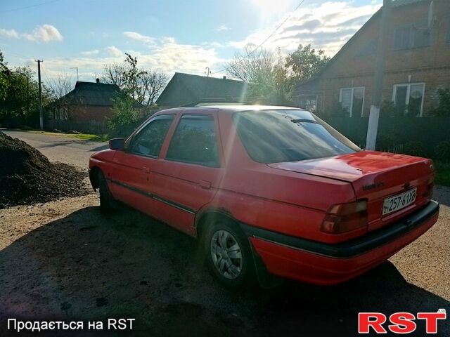 Форд Орион, объемом двигателя 1.6 л и пробегом 240 тыс. км за 1000 $, фото 2 на Automoto.ua