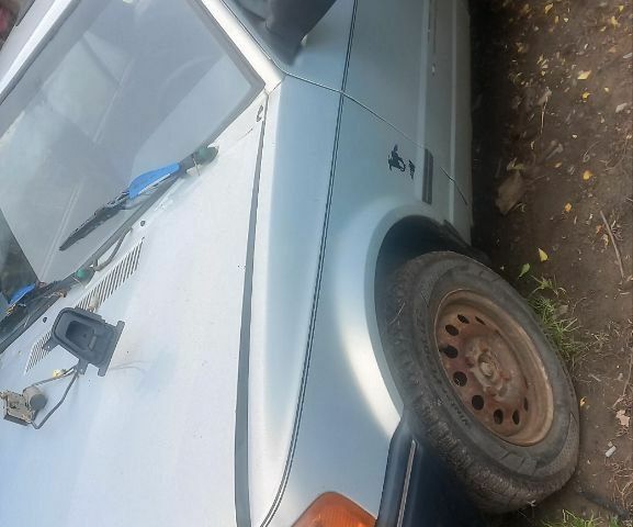 Серый Форд Орион, объемом двигателя 0 л и пробегом 360 тыс. км за 460 $, фото 1 на Automoto.ua