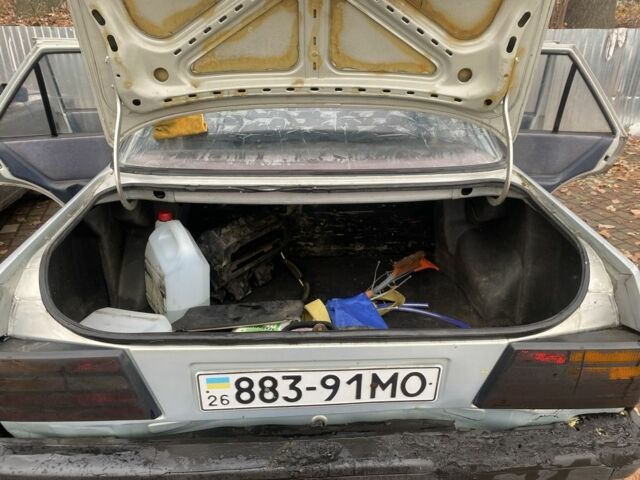 Сірий Форд Оріон, об'ємом двигуна 1.4 л та пробігом 3 тис. км за 750 $, фото 7 на Automoto.ua