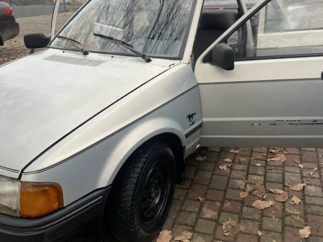 Сірий Форд Оріон, об'ємом двигуна 1.4 л та пробігом 3 тис. км за 750 $, фото 6 на Automoto.ua