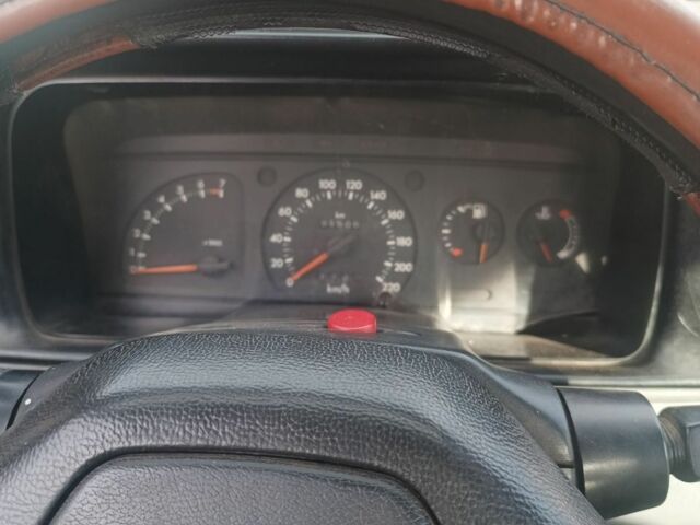 Серый Форд Орион, объемом двигателя 0 л и пробегом 1 тыс. км за 473 $, фото 5 на Automoto.ua