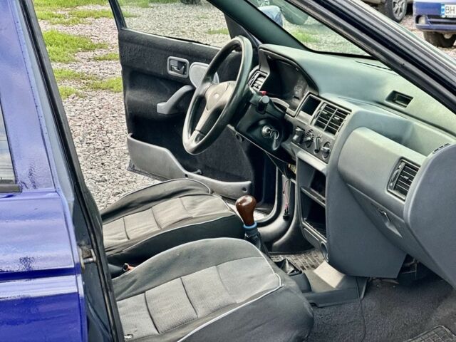 Синий Форд Орион, объемом двигателя 1.4 л и пробегом 98 тыс. км за 999 $, фото 14 на Automoto.ua