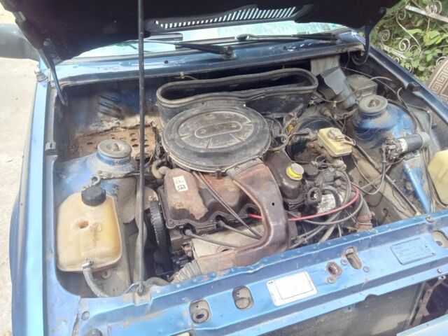 Синий Форд Орион, объемом двигателя 0 л и пробегом 250 тыс. км за 550 $, фото 5 на Automoto.ua