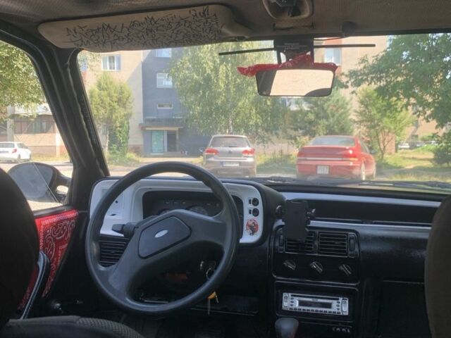 Синий Форд Орион, объемом двигателя 1.6 л и пробегом 400 тыс. км за 550 $, фото 1 на Automoto.ua