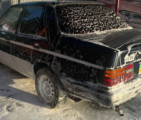 Синий Форд Орион, объемом двигателя 1.6 л и пробегом 400 тыс. км за 550 $, фото 2 на Automoto.ua