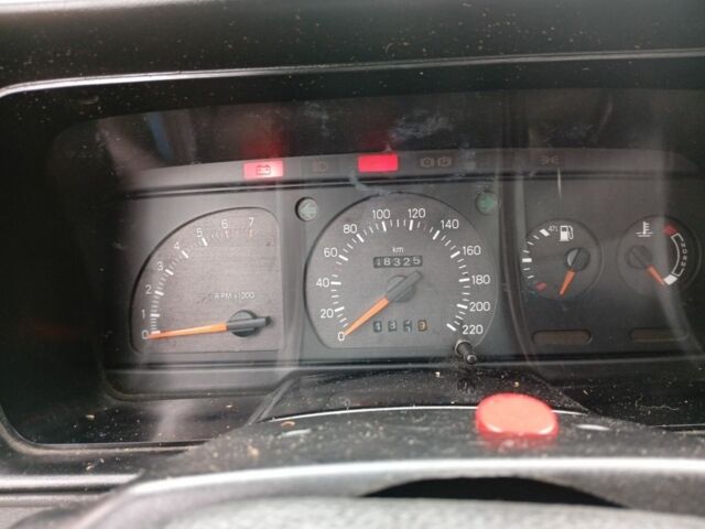 Синий Форд Орион, объемом двигателя 1.4 л и пробегом 48 тыс. км за 400 $, фото 7 на Automoto.ua