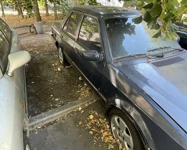 Синій Форд Оріон, об'ємом двигуна 1.4 л та пробігом 300 тис. км за 500 $, фото 2 на Automoto.ua