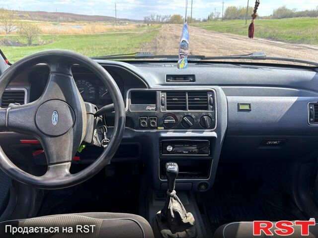 Синий Форд Орион, объемом двигателя 14 л и пробегом 88 тыс. км за 1000 $, фото 7 на Automoto.ua