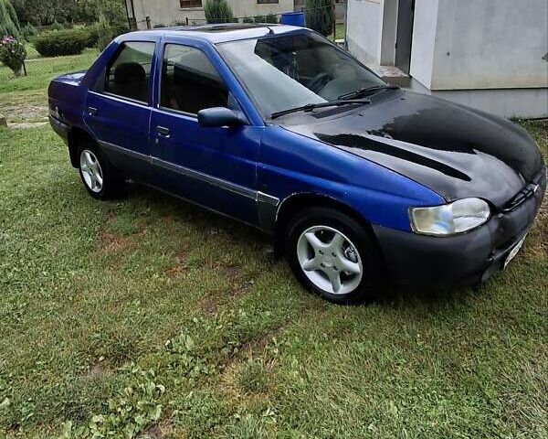 Синий Форд Орион, объемом двигателя 1.4 л и пробегом 61 тыс. км за 1500 $, фото 6 на Automoto.ua
