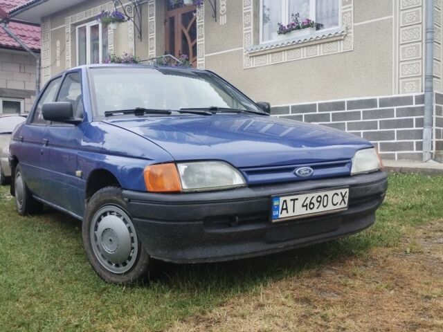 Форд Орион 1991 в Коломые на Automoto.ua Синий Форд Орион, объемом двигателя 1.4 л и пробегом 314 тыс. км за 1200 $, фото 1 на Automoto.ua