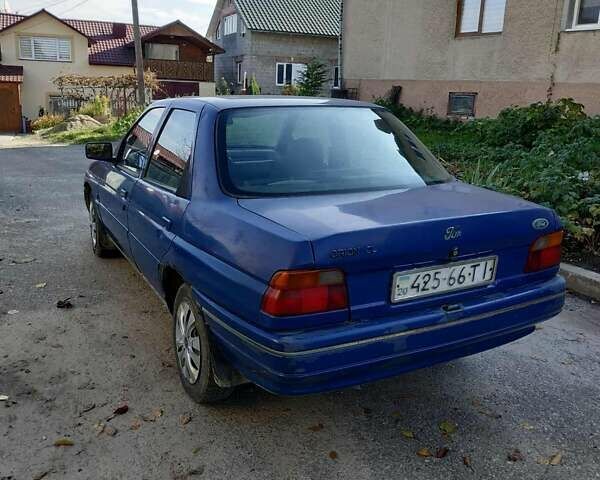 Синий Форд Орион, объемом двигателя 1.4 л и пробегом 174 тыс. км за 900 $, фото 1 на Automoto.ua