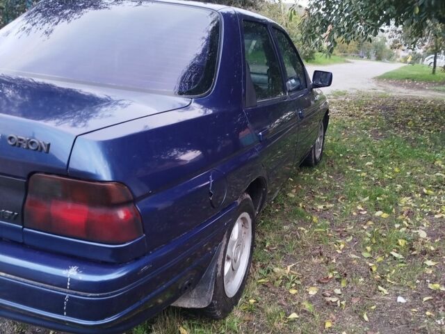 Синий Форд Орион, объемом двигателя 1.6 л и пробегом 10 тыс. км за 1307 $, фото 4 на Automoto.ua