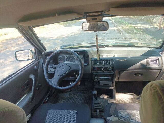 Зеленый Форд Орион, объемом двигателя 1.6 л и пробегом 120 тыс. км за 1299 $, фото 8 на Automoto.ua