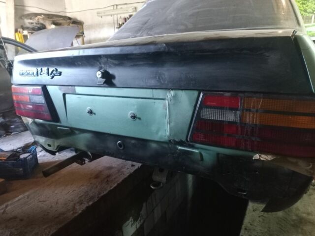 Зеленый Форд Орион, объемом двигателя 1.4 л и пробегом 97 тыс. км за 400 $, фото 6 на Automoto.ua