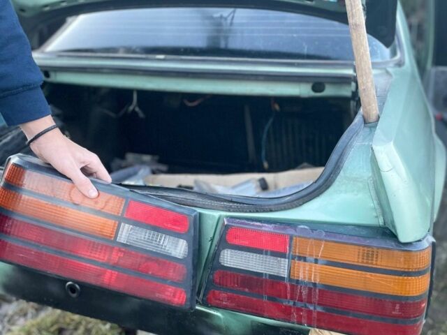 Зеленый Форд Орион, объемом двигателя 1.4 л и пробегом 97 тыс. км за 400 $, фото 4 на Automoto.ua