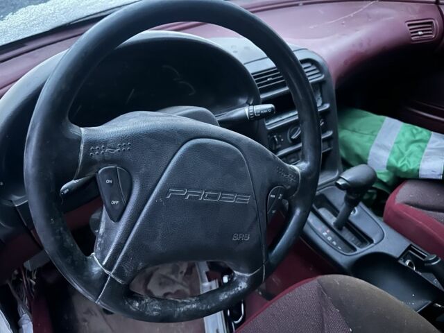 Белый Форд Проба, объемом двигателя 2 л и пробегом 150 тыс. км за 1550 $, фото 8 на Automoto.ua