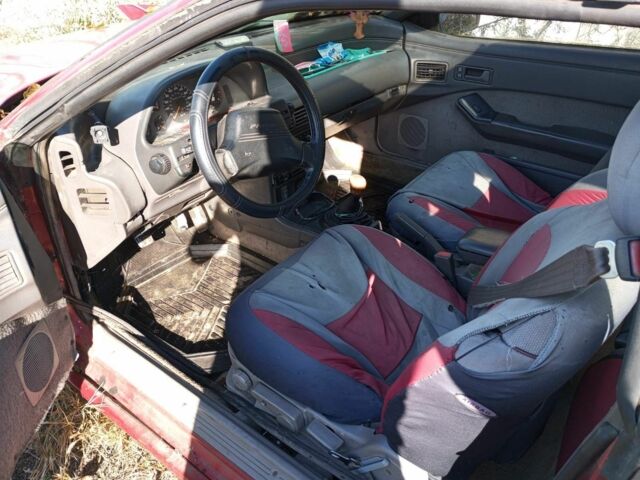 Форд Проба 1991 в Чернигове на Automoto.ua Красный Форд Проба, объемом двигателя 0 л и пробегом 200 тыс. км за 1250 $, фото 5 на Automoto.ua