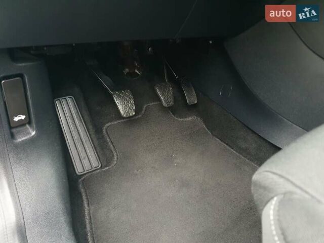 Білий Форд Пума, об'ємом двигуна 1 л та пробігом 114 тис. км за 12999 $, фото 55 на Automoto.ua