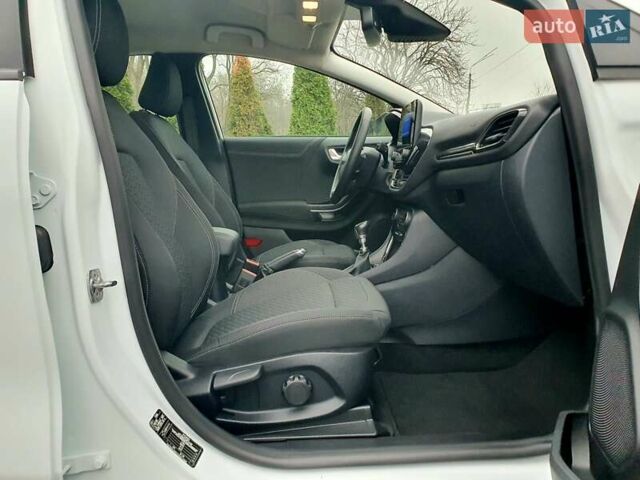 Білий Форд Пума, об'ємом двигуна 1 л та пробігом 114 тис. км за 12999 $, фото 34 на Automoto.ua