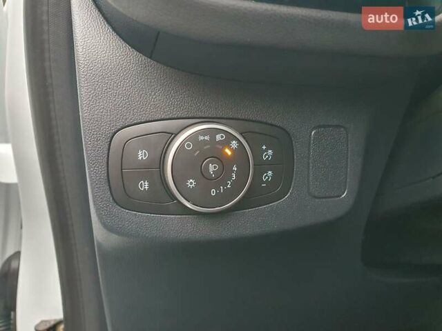 Білий Форд Пума, об'ємом двигуна 1 л та пробігом 114 тис. км за 12999 $, фото 52 на Automoto.ua