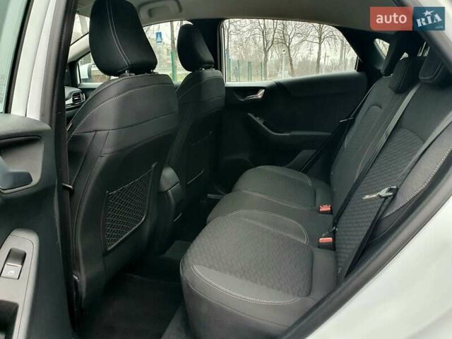 Білий Форд Пума, об'ємом двигуна 1 л та пробігом 114 тис. км за 12999 $, фото 28 на Automoto.ua