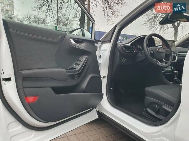 Білий Форд Пума, об'ємом двигуна 1 л та пробігом 114 тис. км за 12999 $, фото 24 на Automoto.ua