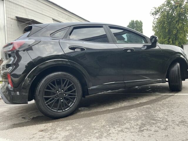 Черный Форд Пума, объемом двигателя 1 л и пробегом 130 тыс. км за 19000 $, фото 22 на Automoto.ua