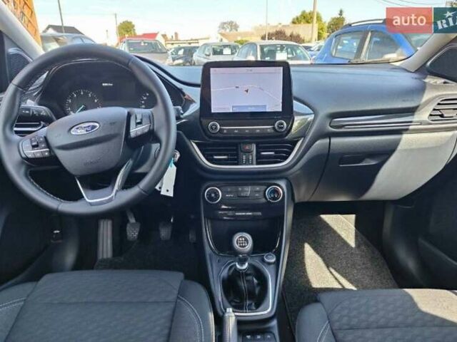 Черный Форд Пума, объемом двигателя 1.7 л и пробегом 60 тыс. км за 15500 $, фото 12 на Automoto.ua