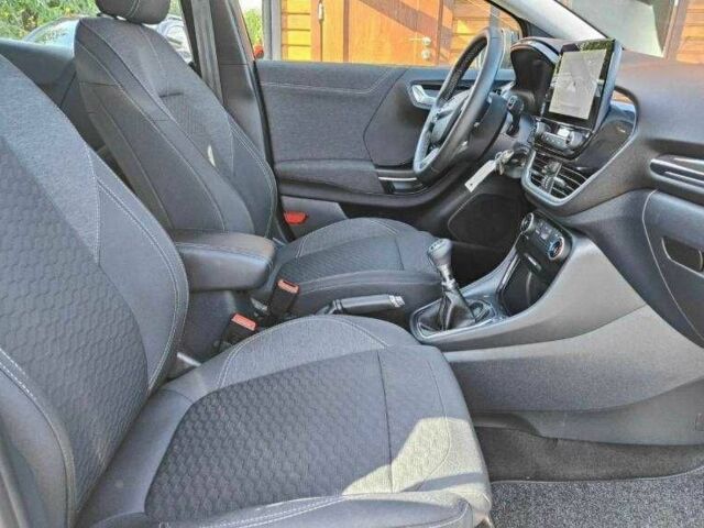 Черный Форд Пума, объемом двигателя 1.7 л и пробегом 60 тыс. км за 13500 $, фото 14 на Automoto.ua