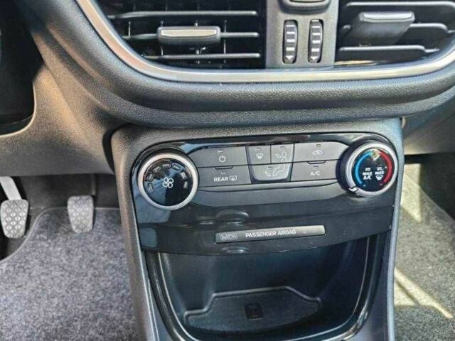 Черный Форд Пума, объемом двигателя 1.7 л и пробегом 60 тыс. км за 13500 $, фото 11 на Automoto.ua