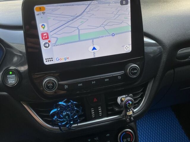 Черный Форд Пума, объемом двигателя 1 л и пробегом 130 тыс. км за 19000 $, фото 7 на Automoto.ua