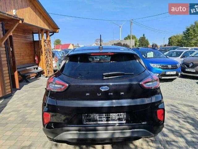 Черный Форд Пума, объемом двигателя 1.7 л и пробегом 60 тыс. км за 15500 $, фото 4 на Automoto.ua