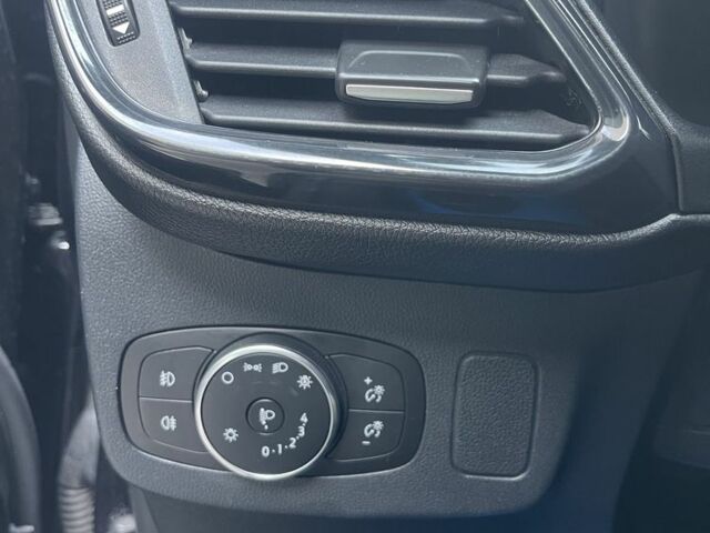 Черный Форд Пума, объемом двигателя 1 л и пробегом 130 тыс. км за 19000 $, фото 13 на Automoto.ua