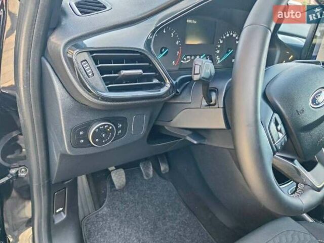 Черный Форд Пума, объемом двигателя 1.7 л и пробегом 60 тыс. км за 15500 $, фото 8 на Automoto.ua