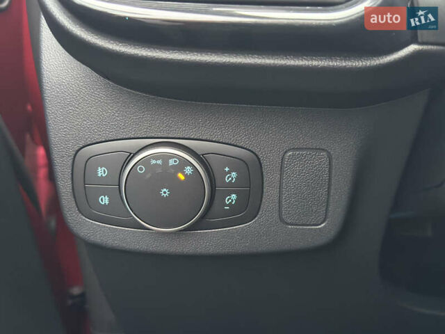 Червоний Форд Пума, об'ємом двигуна 1 л та пробігом 20 тис. км за 19500 $, фото 33 на Automoto.ua