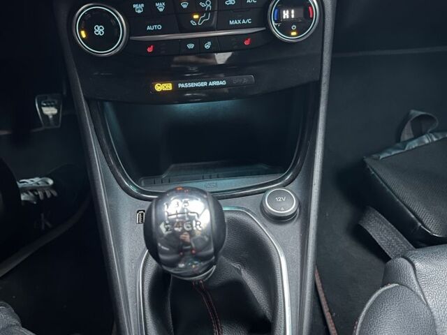 Сірий Форд Пума, об'ємом двигуна 1 л та пробігом 140 тис. км за 5500 $, фото 23 на Automoto.ua