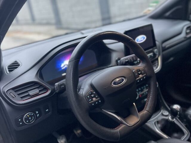 Сірий Форд Пума, об'ємом двигуна 1 л та пробігом 140 тис. км за 5500 $, фото 11 на Automoto.ua