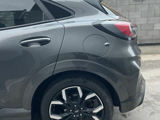 Сірий Форд Пума, об'ємом двигуна 1 л та пробігом 140 тис. км за 5500 $, фото 20 на Automoto.ua