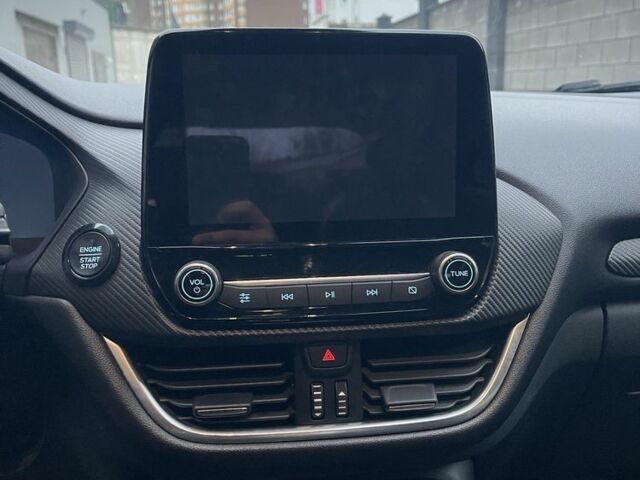 Сірий Форд Пума, об'ємом двигуна 1 л та пробігом 140 тис. км за 5500 $, фото 15 на Automoto.ua