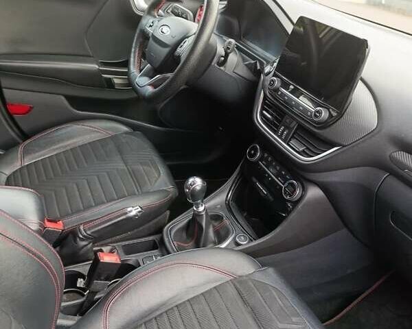 Форд Пума 2020 в Ровно на Automoto.ua Серый Форд Пума, объемом двигателя 1 л и пробегом 143 тыс. км за 12622 $, фото 5 на Automoto.ua