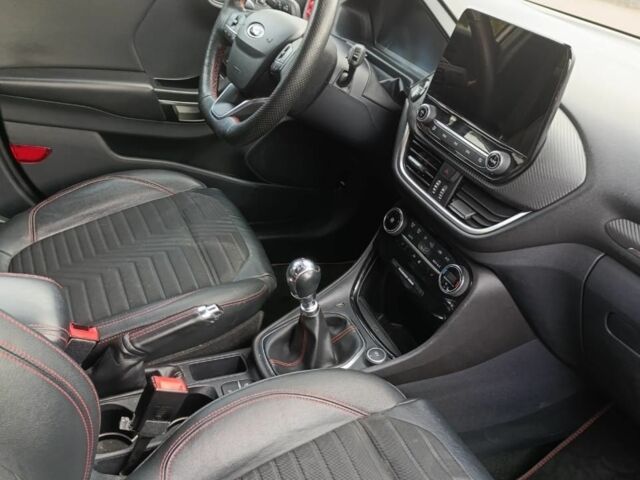 Форд Пума 2020 в Ровно на Automoto.ua Серый Форд Пума, объемом двигателя 1 л и пробегом 143 тыс. км за 260 $, фото 4 на Automoto.ua