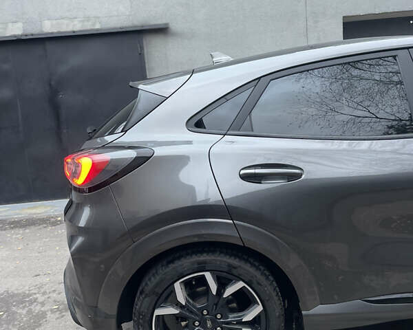 Сірий Форд Пума, об'ємом двигуна 1 л та пробігом 140 тис. км за 5500 $, фото 9 на Automoto.ua