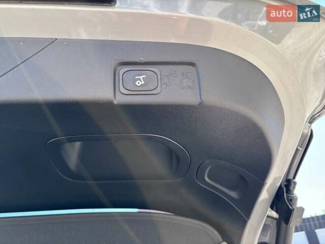 Серый Форд Пума, объемом двигателя 1 л и пробегом 2 тыс. км за 27000 $, фото 5 на Automoto.ua